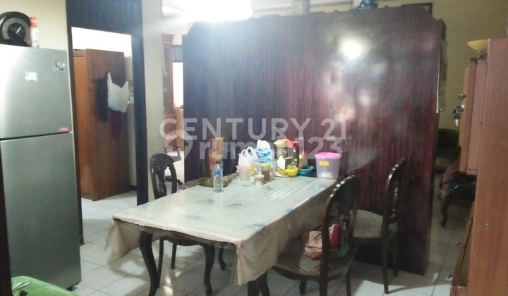 RUMAH LAYAK HUNI DI KAWASAN JAKARTA TIMUR RUMAH LAYAK HUNI DI KAWASAN JAKARTA TIMUR