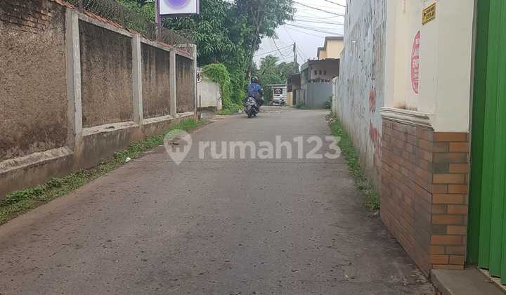 Good, Green, and Strategic Boarding House in Jatibening Bekasi 2