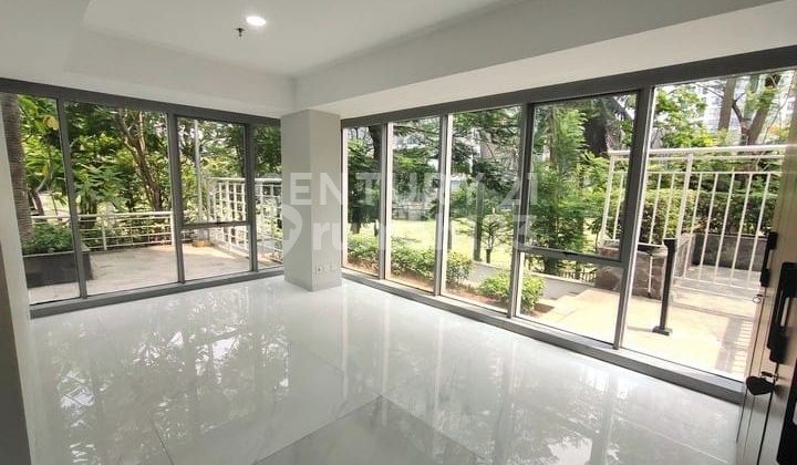 Comfortable Townhome Apartment in Mansion Kemayoran