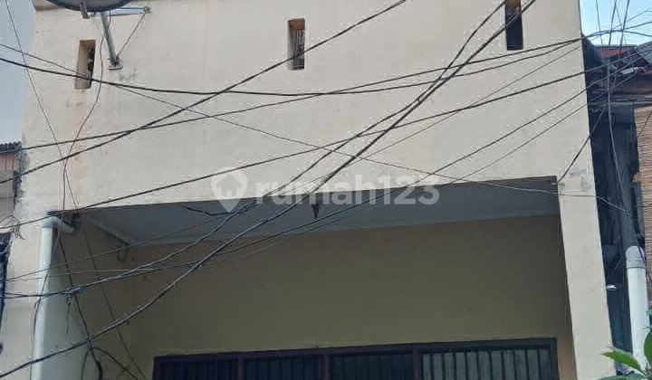 Rumah Nyaman di Jalan Ampera Pademangan Jakarta