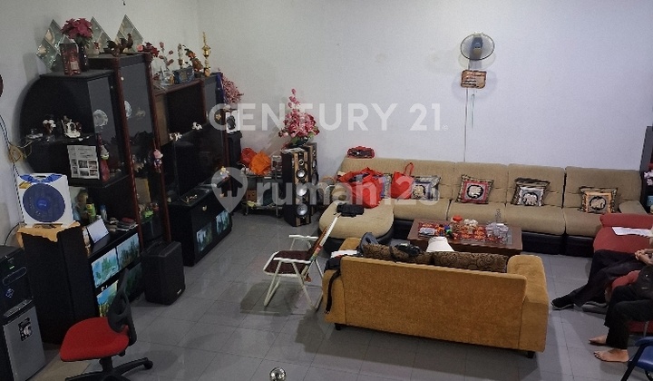 Comfortable Strategic Flood-Free Home in Sunter Indah North Jakarta