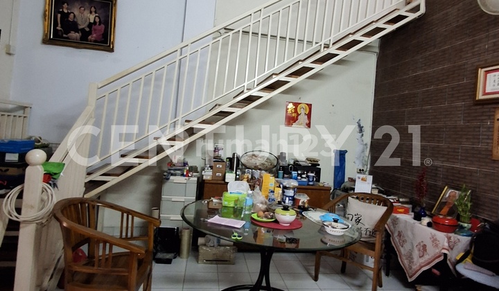 Rumah Nyaman di Jalan Kesederhaan Jakarta