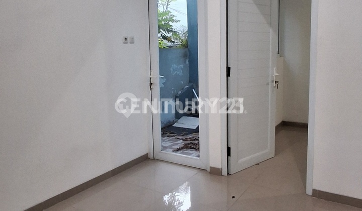 Comfortable House in Gading Griya Lestari North Jakarta 2