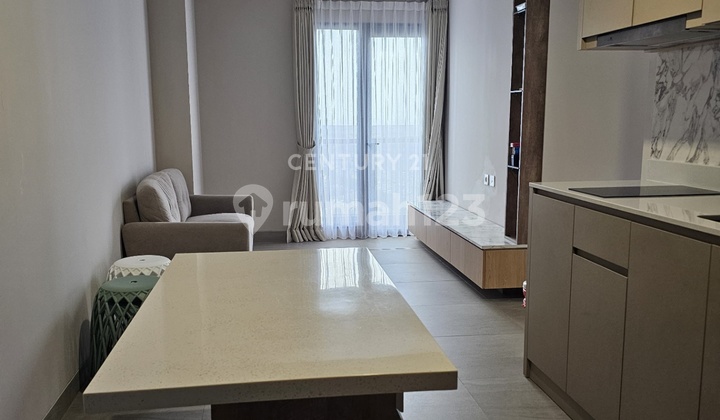 Apartemen Nyaman di Tower Equinox Menara Jakarta Apartemen Nyaman di Tower Equinox Menara Jakarta