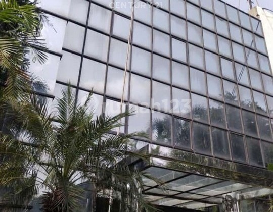 Strategic 3-Story Building in Kemayoran, Central Jakarta