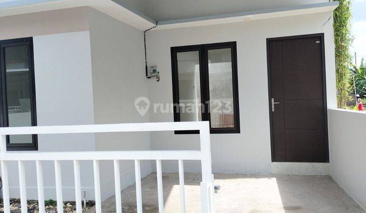 Rumah modern kawasan elit harga termurah