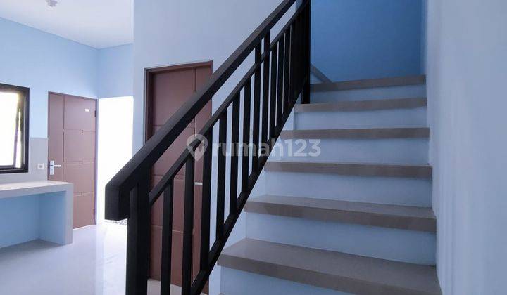 Dijual rumah townhouse modern lokasi strategis