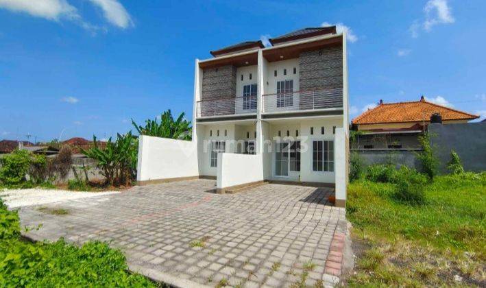 rumah baru mungil dijual 2 lantaidi munggu, mengwi 1