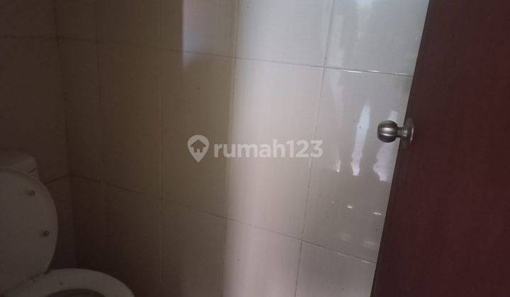 rumah sewa 2 lantai di jln. cargo permai, ubung 13