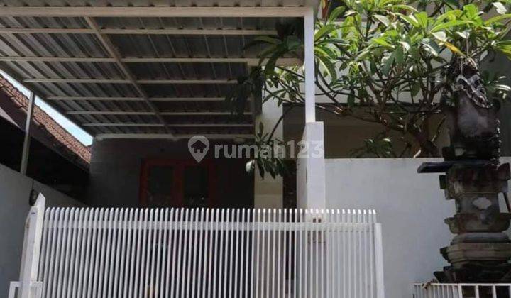 2-storey rental house near public facilities in Renon, South Denpasar 1