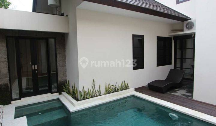 Villa cantik 2 lantai dijual fully furnished di Taman Griya, jimbaran 2