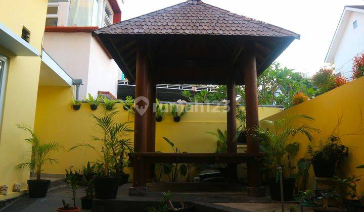 rumah cantik 2 lantai disewakan di Jimbaran, Badung 1