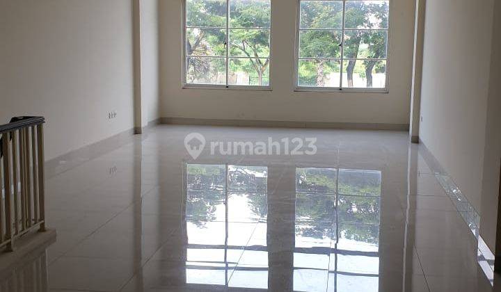 Dijual Rukan di Green Lake City Sudah Ready 4,5x15 2