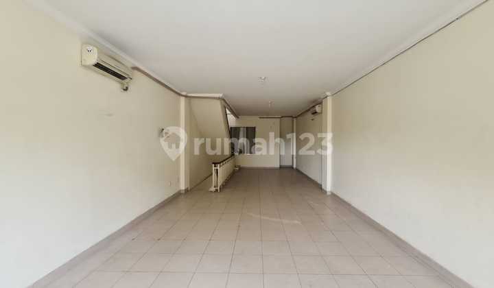 Disewakan Ruko Puri Mansion 3 Lantai Full Disewakan Ruko Puri Mansion 3 Lantai Full