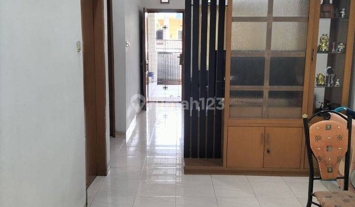 Dijual Rumah Bagus di Taman Royal Luas 96M 1