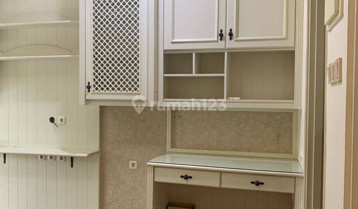 Disewakan Rumah Bergaya Clsicc Modren Sangat Bagus  Furnished