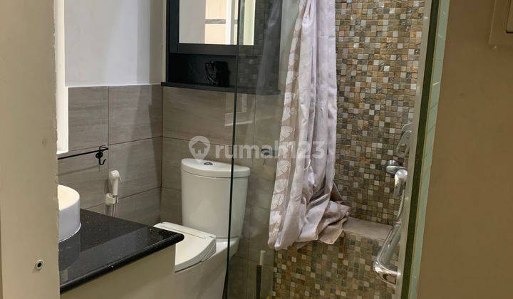 Disewakan Rumah Bergaya Clsicc Modren Sangat Bagus  Furnished