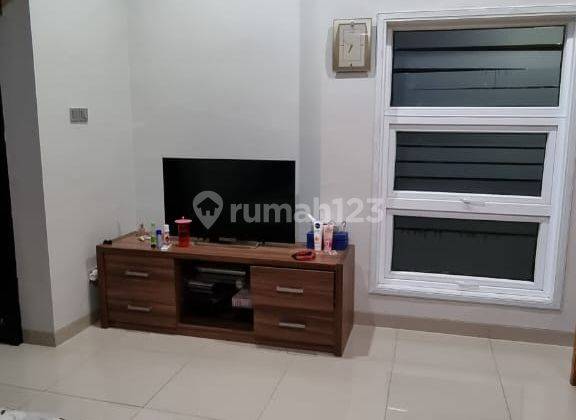 Dijual Rumah Modern 2 Lantai di Singgasana Pradana