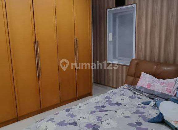 Dijual Rumah Modern 2 Lantai di Singgasana Pradana