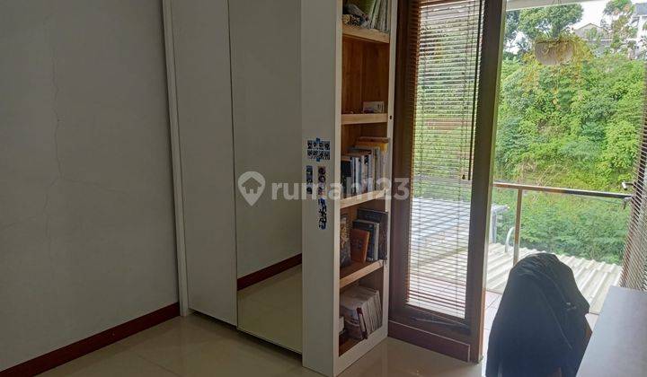 Disewakan Rumah Modern di Sariwangi 2 Lantai 1