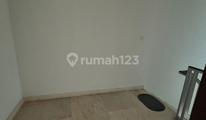 For Rent Modern House Golf Island PIK Ready to Occupy Strategic Location 2