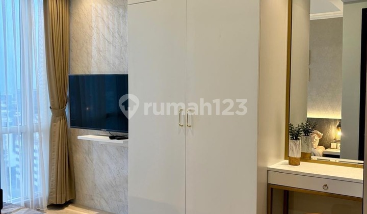 For Rent: Modern Elegant Menteng Park Apartment, Ready to Occupy For Rent: Modern Elegant Menteng Park Apartment, Ready to Occupy