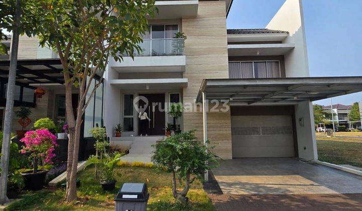 Disewa Rumah Golf Island Pik 2.5 Lantai Semi Furnished Minimalis  1