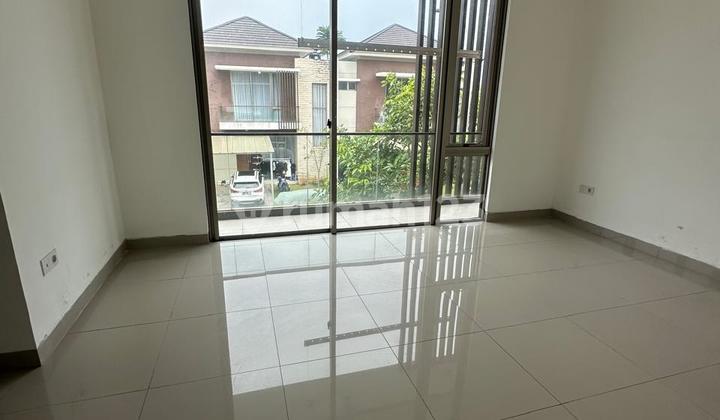 Disewakan cepat Rumah Modern PIK2 Cluster Atlanta Siap Huni 