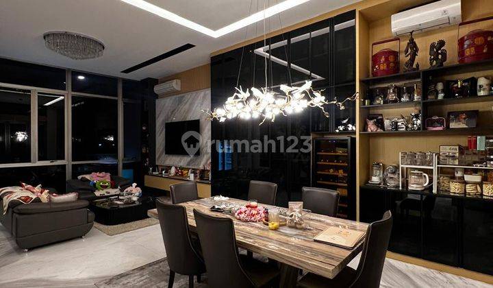 Disewakan Rumah Dengan Design Modern Full Furnish Golf Island 1