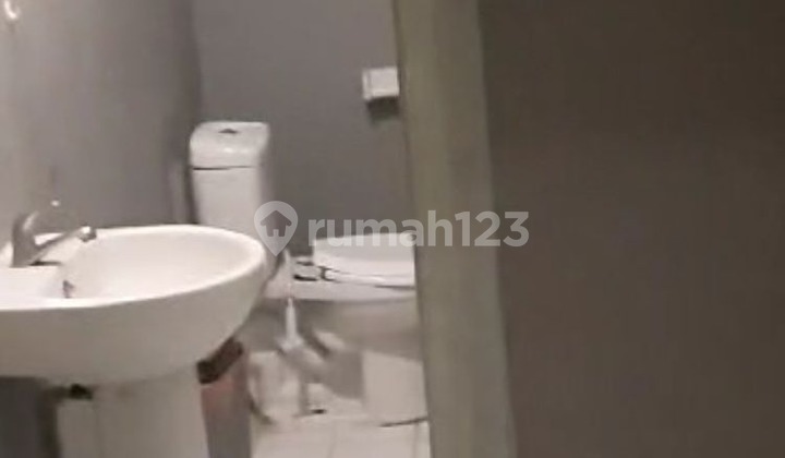 For Rent Large House Muara Karang Strategic Near Superindo 2