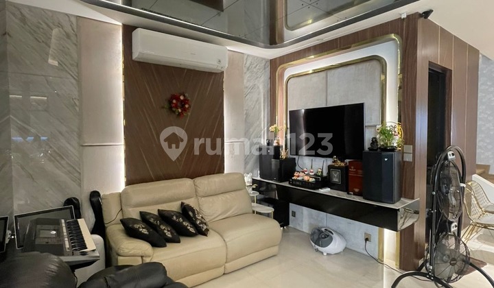 Dijual Rumah Mewah Cantik Cluster Bahtera Pik Strategis