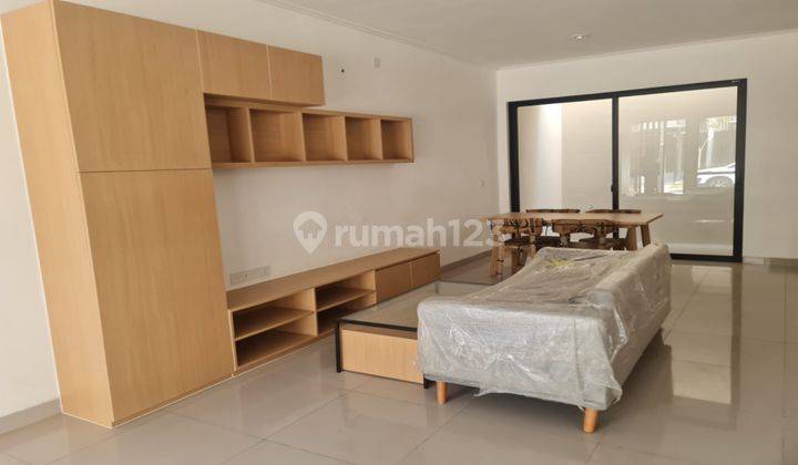 Disewakan Rumah Minimalis Modern Milenial Pik 2  2