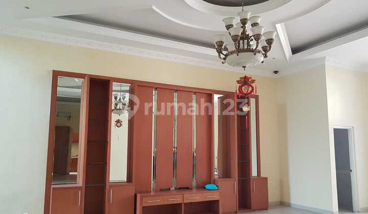 Disewakan Rumah Modern Cendana Golf PIK Siap Huni Strategis 2
