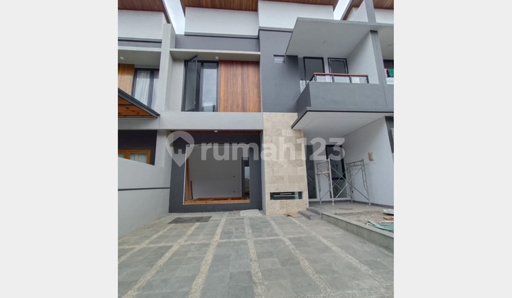 Hunian di damai regency , 15 menit menuju UGM