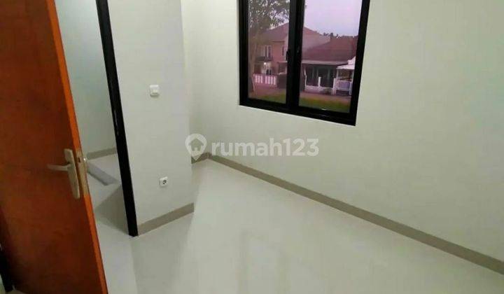 Rumah Murah 2 Lantai Arcamanik Cisaranten Bandung 2