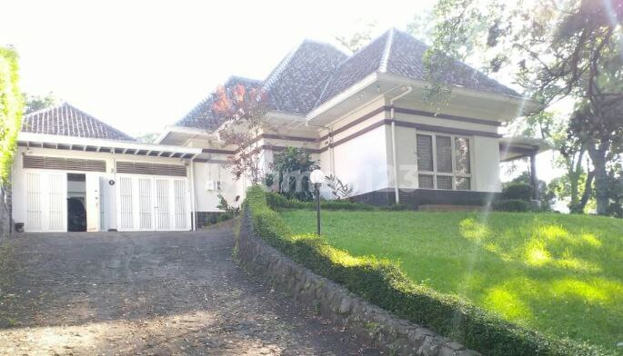 Dijual Rumah Belanda Posisi Raya Cipaganti Bandung