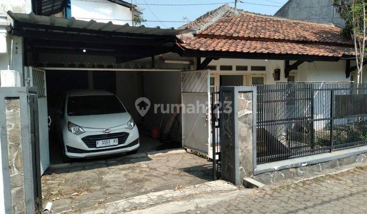 DIJUAL RUMAH Terawat Siap Huni di Margahayu Raya  1