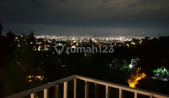 Dijual Villa View City Fasilitas Kolam Renang Dago Village Bandung 2