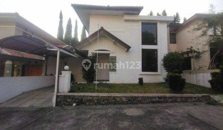 Rumah Dalam Cluster Cigadung Bandung 1