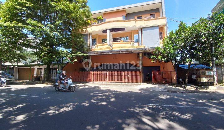 Rumah Ruko 3 Lantai di pusat kota  Bandung Jl Inggit Garnasih  2