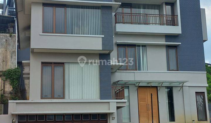 Termurah Rumah Villa 3 Lantai di Resor dago Pakar Spring Hill Bandung 1