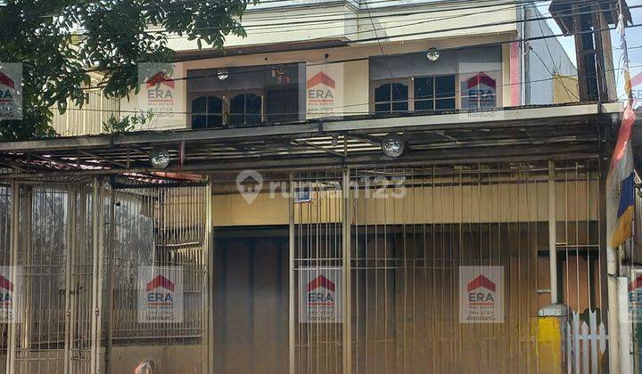 Rumah tempat usaha ex showroom di pusat kota bandung 2