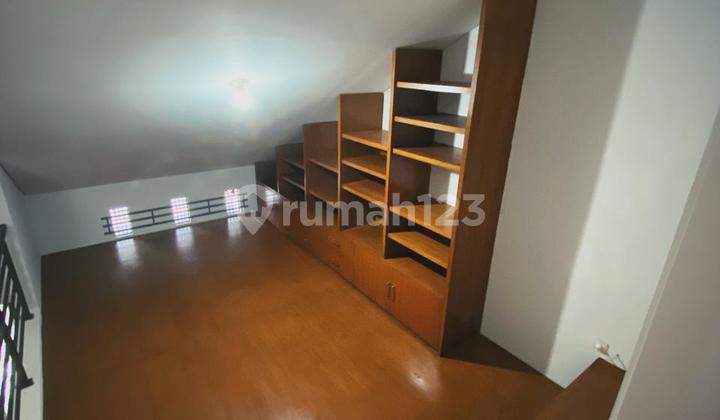 Dijual Rumah Setraduta Semi Furnish.very Homey 2