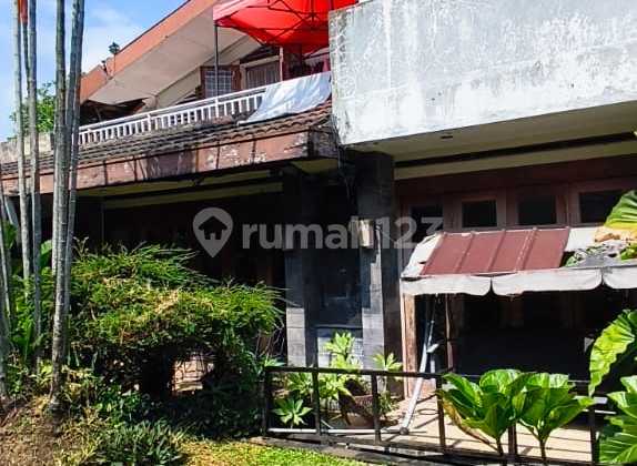 Rumah Strategis Luas di Area Tubagus Ismail Dekat Dago