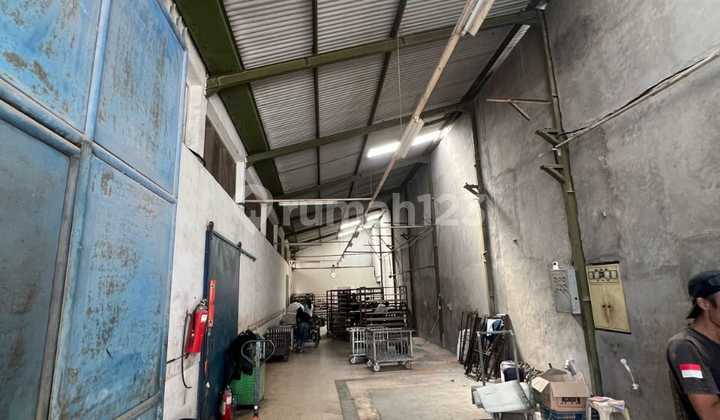 Gudang Lokasi Strategis di Sayap Pajajaran