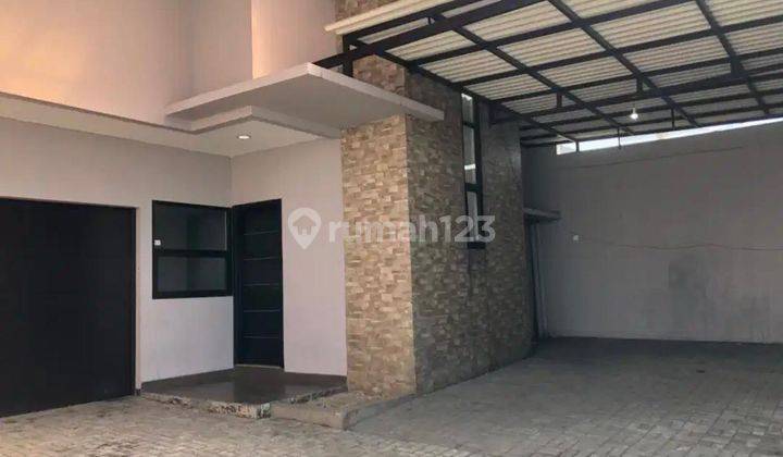 Disewakan Rumah Minimalis Luas di Pajajaran Cocok Untuk Kantor 1