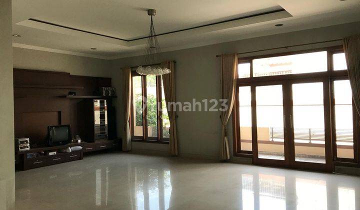 Jual Rumah Tinggal Nyaman 2 Lantai Lokasi Di Batununggal 1