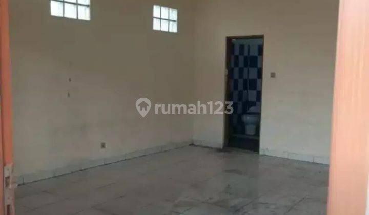 Disewakan Rumah Siap Huni Unfurnished Lokasi Sayap Gatot Subroto 2