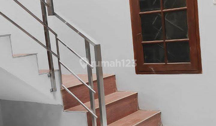 Dijual Rumah Tinggal Siap Huni 2 Lantai di Taman Holis Indah 2