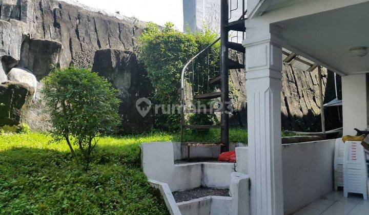 Dijual Rumah Tinggal 3 Lantai di Surya Setra Dekat Kantor Pajak 1